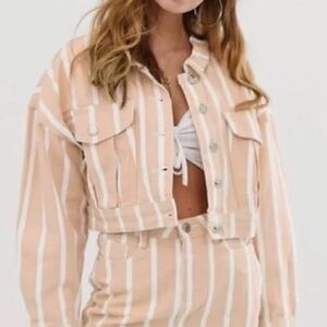 Misguided Cropped Tan and White Denim Jacket